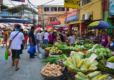 People in Manila, Philippines. Editorial Credit: Phuong D. Nguyen / Shutterstock.com