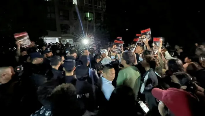 Demonstrators in Chongqing protest animal abuse